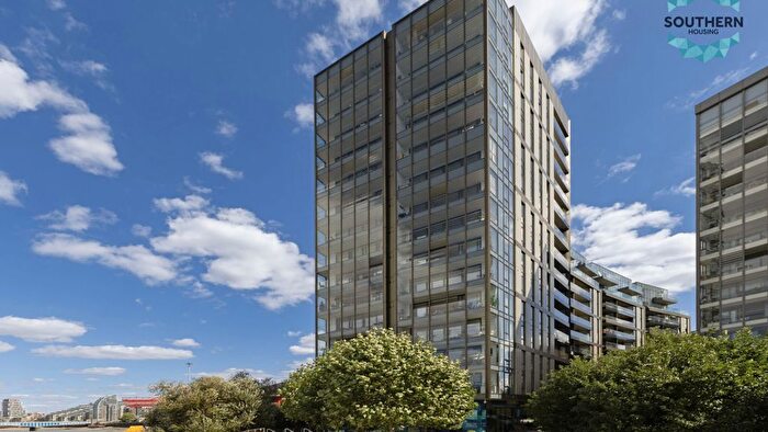 1 Bedroom Flat For Sale In Enterprise Way, Wandsworth, London, SW18