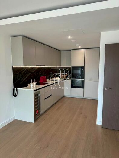 2 Bedroom Flat To Rent In Holland House, Parrs Way, London, W6