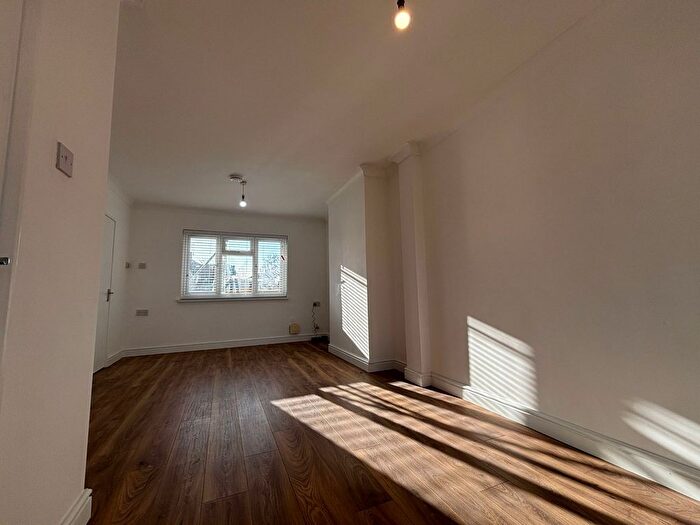 2 Bedroom Terraced House To Rent In Burnham Road, Sidcup, DA14