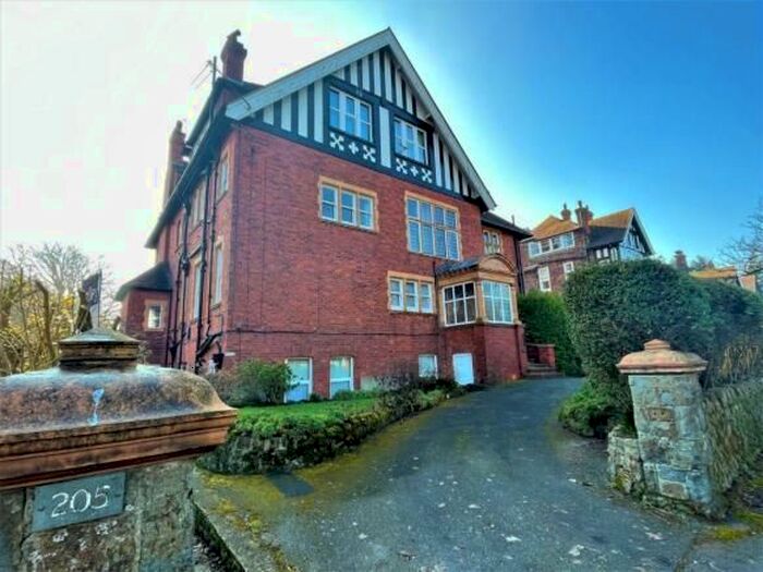 2 Bedroom Flat To Rent In Sandgate Road, Folkestone, CT20