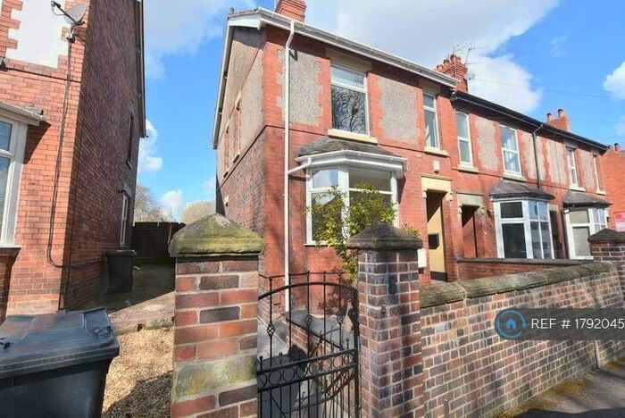 3 Bedroom End Of Terrace House To Rent In Seabridge Road, Newcastle-Under-Lyme, ST5
