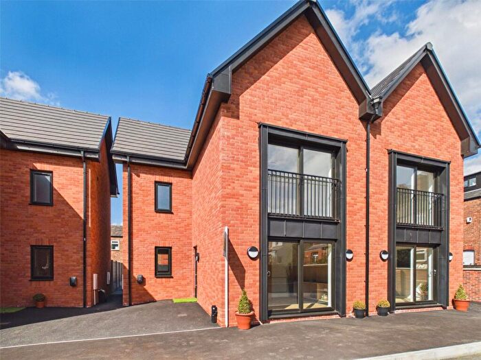 4 Bedroom Semi-Detached House For Sale In Belper Terrace, Levenshulme, Manchester, M19