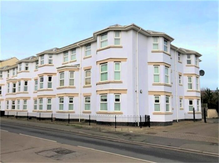 2 Bedroom Flat To Rent In Kings Court, Harbour Road, Seaton, EX12