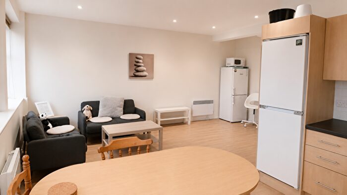 2 Bedroom Flat To Rent In Quay Street, City Centre, Bristol, Bristol City, BS1