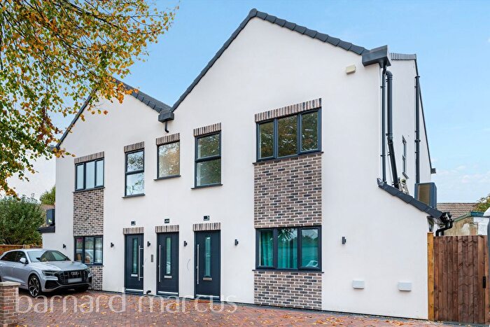 3 Bedroom Flat To Rent In Elm Road, Wallington, SM6
