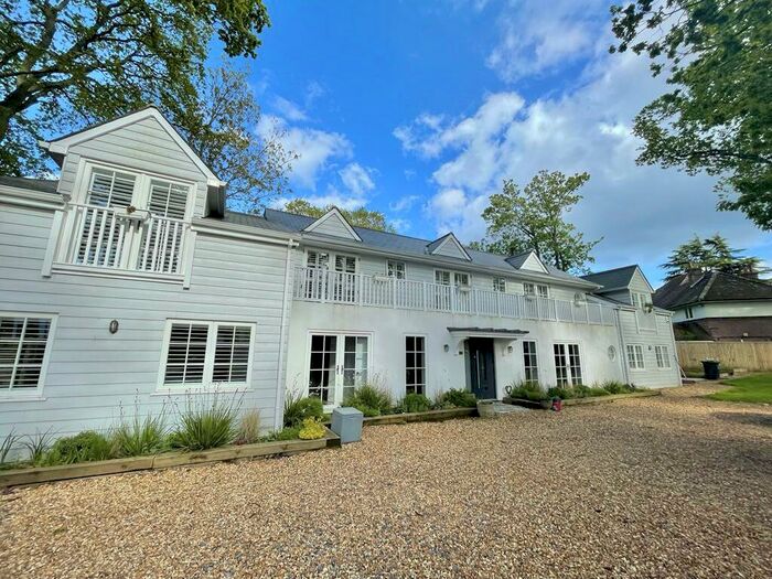 6 Bedroom House To Rent In Glenferness Avenue, Bournemouth, BH3