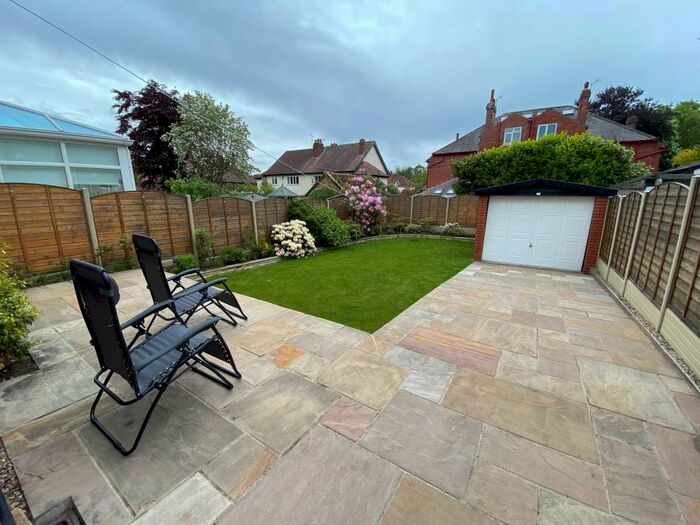 1 Bedroom Flat To Rent In Welburn Avenue, Leeds, LS16