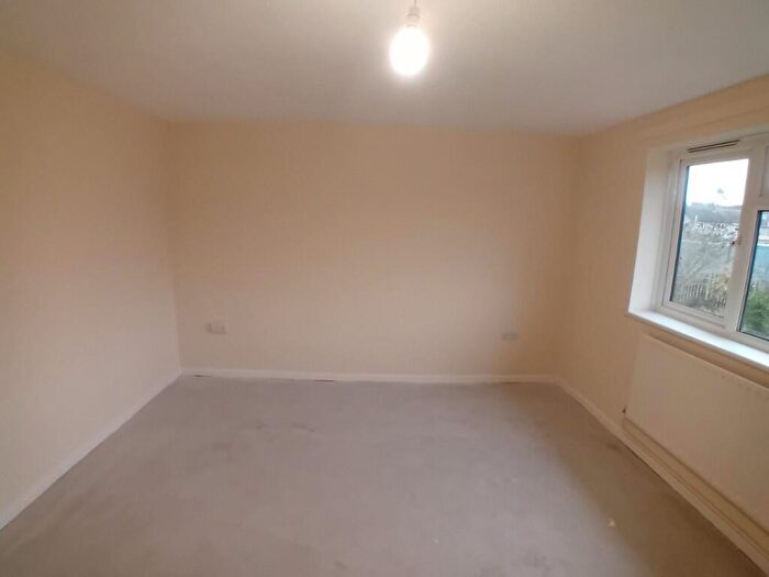 2 Bedroom Flat To Rent In Bellamy Road, PE8