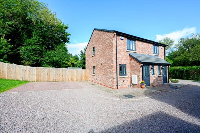 2 Bedroom Semi-Detached House To Rent In Gilpin Way, HR9