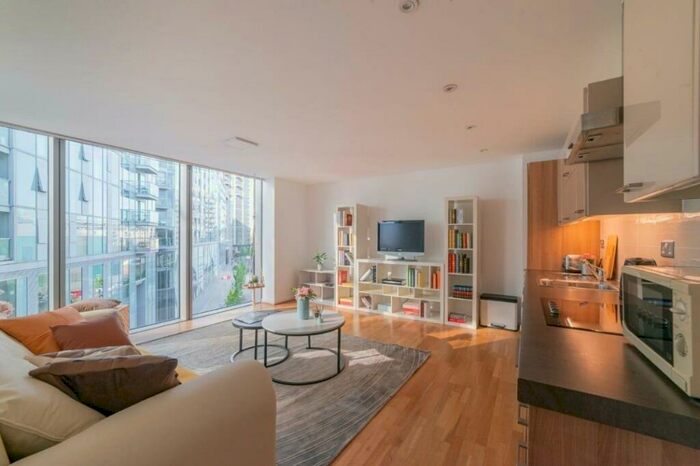 1 Bedroom Flat To Rent In Atrium Heights, SE8