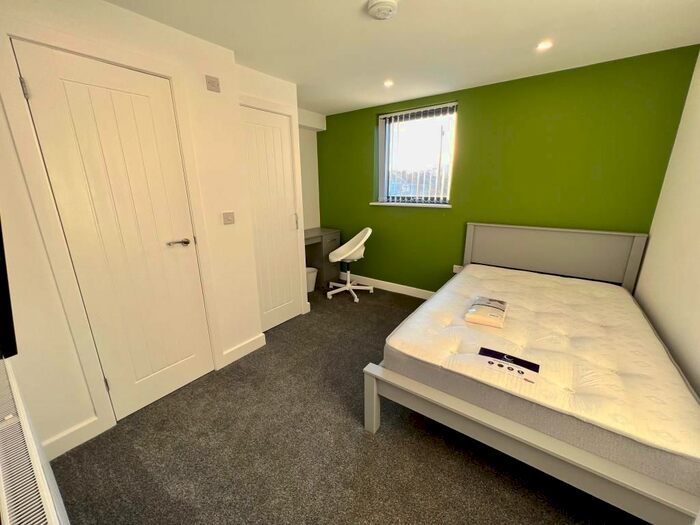 5 Bedroom End Of Terrace House To Rent In St. Margaret Road, Coventry, CV1