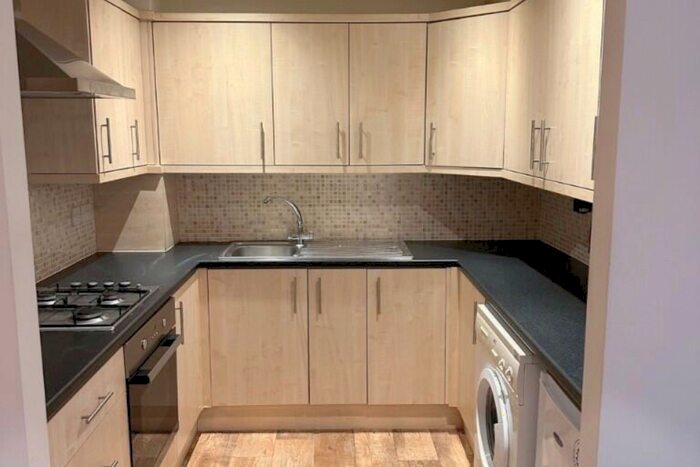 2 Bedroom Flat To Rent In Regents Court, Durham, County Durham, DH1