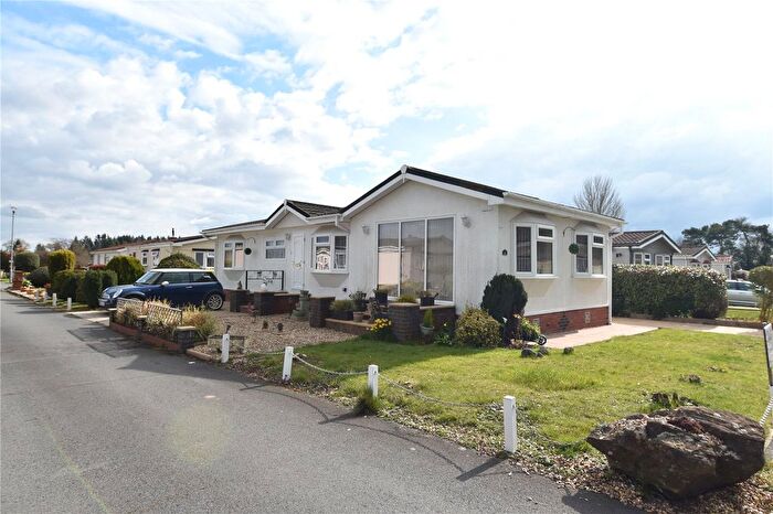 3 Bedroom Park Home For Sale In Doverdale Park Homes, Hampton Lovett, Droitwich, Worcestershire, WR9