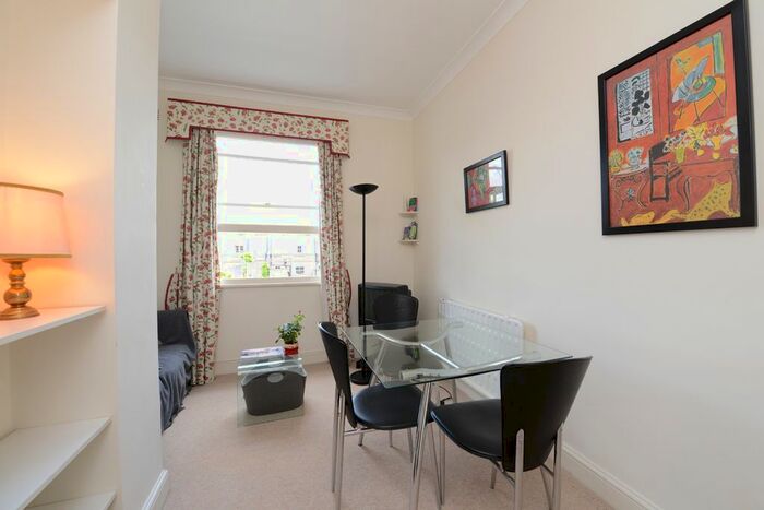 1 Bedroom Flat To Rent In Queen's Gate Terrace, London, SW7