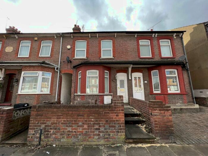 2 Bedroom Terraced House To Rent In Oakley Road, Leagrave, LU4