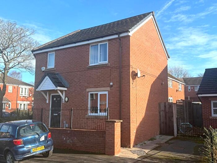 3 Bedroom Semi Detached House For Sale In Acre Lane, Oldham, OL1