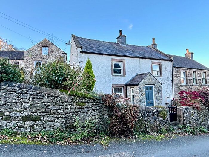 3 Bedroom Cottage For Sale In East Bank, Winster, DE4