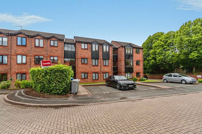 1 Bedroom Flat For Sale In Stoney Croft, Cannock, WS11
