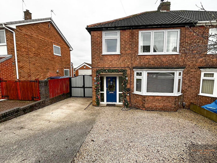 3 Bedroom Semi Detached House For Sale In Scargill Avenue, Newthorpe, Nottingham, Nottinghamshire, NG16