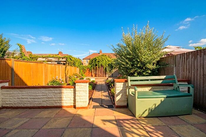 2 Bedroom End Of Terrace House To Rent In Elmcroft Avenue, London, N9