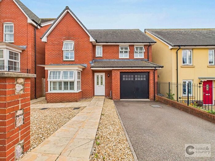 4 Bedroom Detached House For Sale In Hockmore Drive, Newton Abbot, TQ12