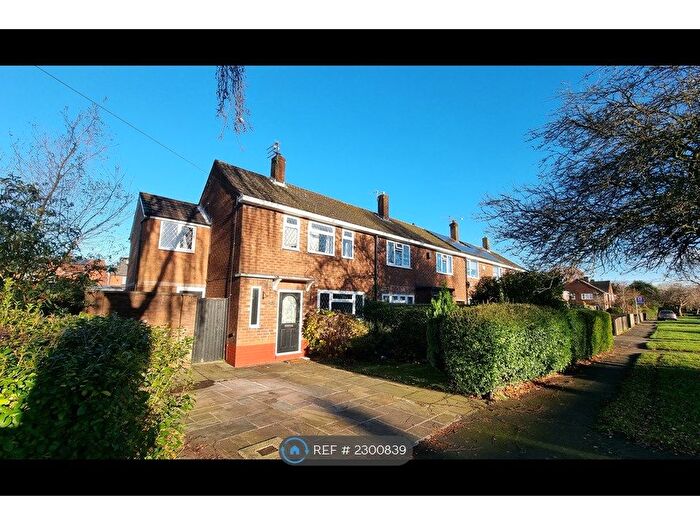 4 Bedroom End Of Terrace House To Rent In Norris Road, Sale, M33