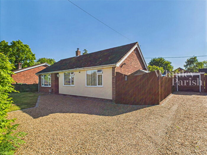 3 Bedroom Detached Bungalow For Sale In Frith Way, Great Moulton, NR15