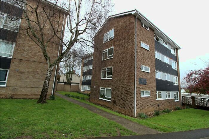 1 Bedroom Flat To Rent In Sutton Grove, Sutton, SM1