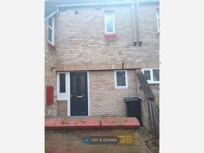 5 Bedroom Terraced House To Rent In Moretons, Basildon, SS13