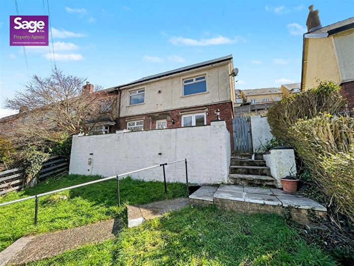 3 Bedroom Semi Detached House For Sale In Garden Suburbs, Cross Keys, NP11