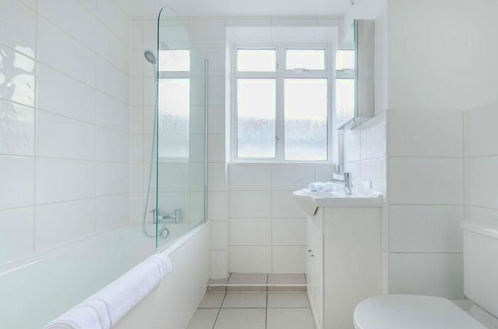 Studio To Rent In Euston Road, Marylebone, London, NW1