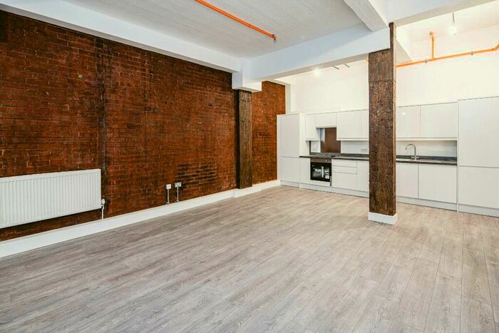 2 Bedroom Apartment To Rent In Benwell Road, London, N7