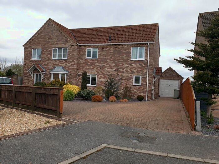 2 Bedroom Property To Rent In Harness Drive, Tattershall, Lincoln, LN4