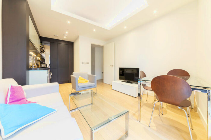 1 Bedroom Apartment To Rent In Cobblestone Square, London, E1W