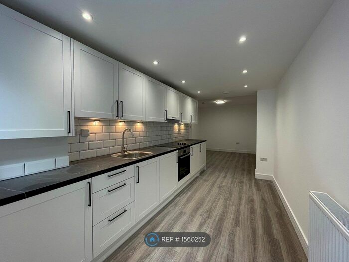 1 Bedroom Flat To Rent In Allen Road, London, N16