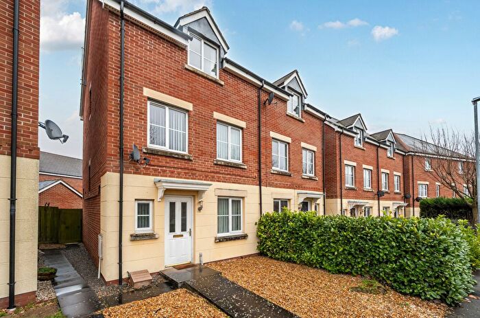 4 Bedroom Town House For Sale In Staddlestone Circle, Hereford, Herefordshire, HR2