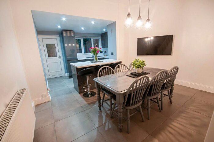 3 Bedroom Terraced House For Sale In Grosvenor Street, Radcliffe, Manchester, M26