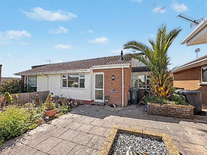 2 Bedroom Bungalow For Sale In West Meadow Close, Braunton, Devon, EX33