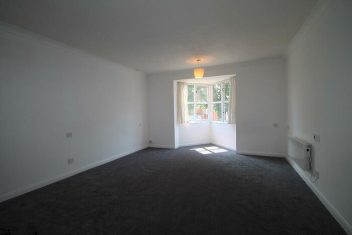 Studio To Rent In Lewis Road, Sutton, SM1