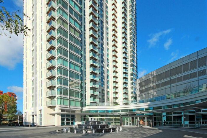 Studio To Rent In Pan Peninsula, Canary Wharf, London, E14