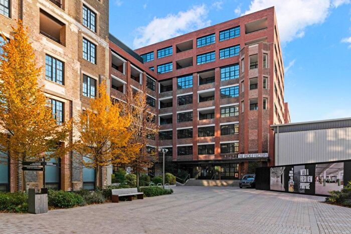 3 Bedroom Flat To Rent In New Tannery Way, London, SE1