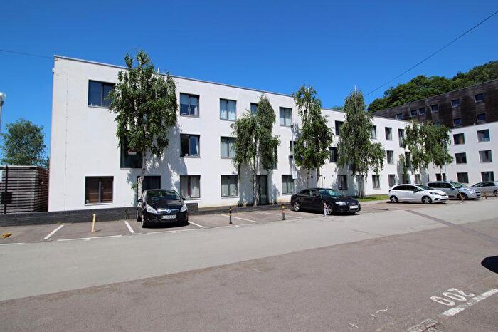 1 Bedroom Flat For Sale In Godstone Road, Whyteleafe, CR3