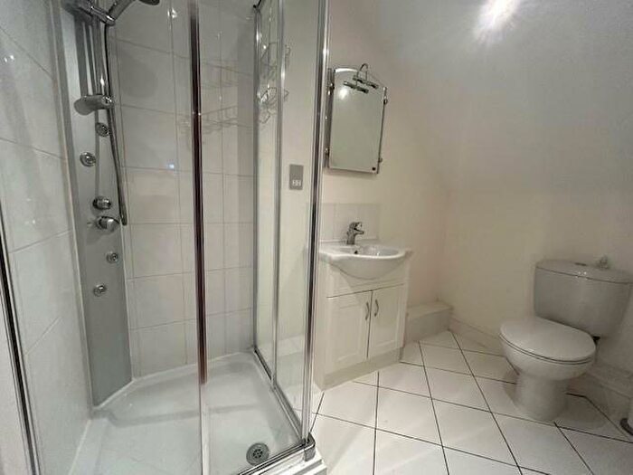 2 Bedroom Apartment To Rent In Middle Gordon Road, Camberley, GU15