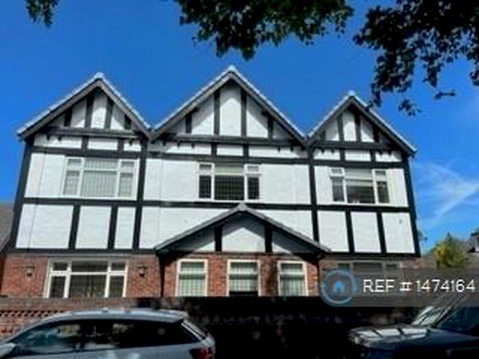 2 Bedroom Flat To Rent In Old Town Court, Formby, L37