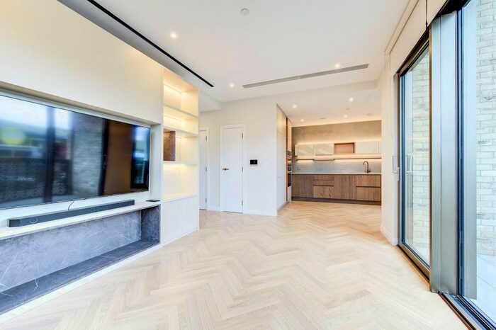 2 Bedroom Flat To Rent In Fulham, Fulham, London, SW6