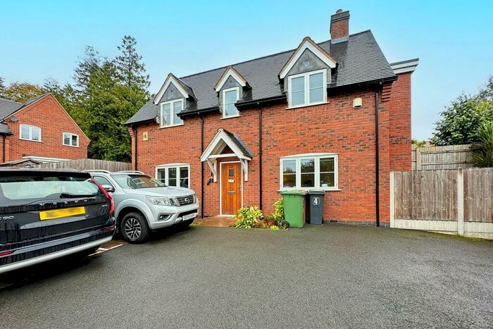 3 Bedroom Detached House To Rent In Parish Mews, Hampton In Arden, B92