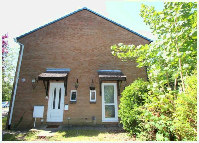 1 Bedroom Terraced House To Rent In Phoenix Close, Bursledon, Southampton, Hampshire, SO31