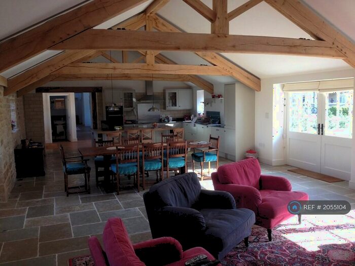 3 Bedroom Detached House To Rent In Manston, Sturminster Newton, DT10