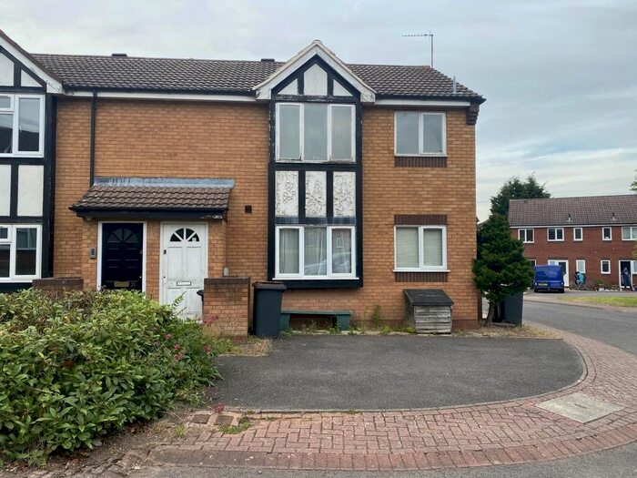 1 Bedroom Maisonette To Rent In Rochester Close, Nuneaton, CV11