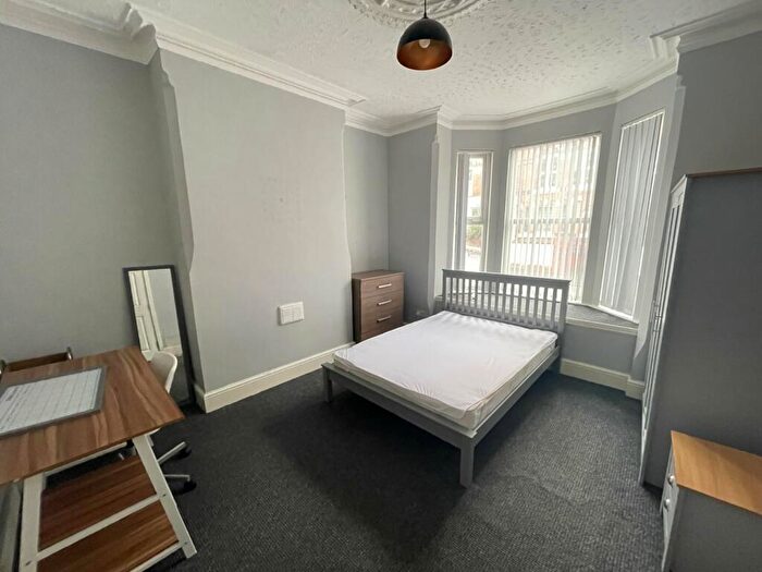 8 Bedroom Semi-Detached House To Rent In Arthur Street, Nottingham, Nottinghamshire, NG7